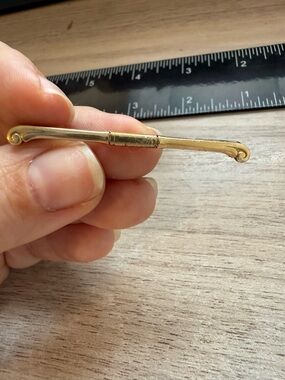 Delicate 12k gold plated Scrolled Tie Bar